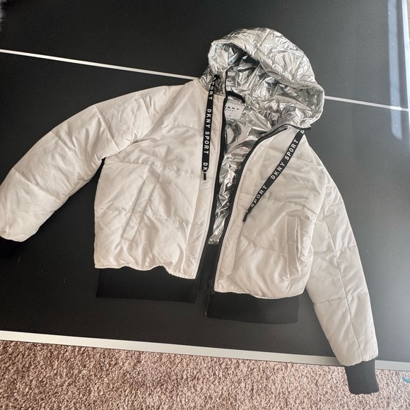 DKNY white and silver coat - Picture 1 of 1